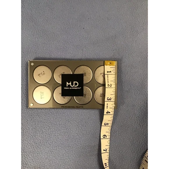 MUD Make-up designory Gold Multi-color Foundation Palette NEW - Picture 15 of 15